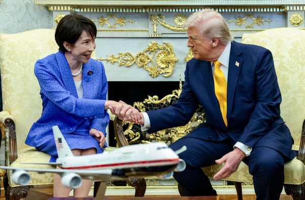 ▲▼美國總統川普在白宮會晤日本首相高市早苗。（圖／路透社）