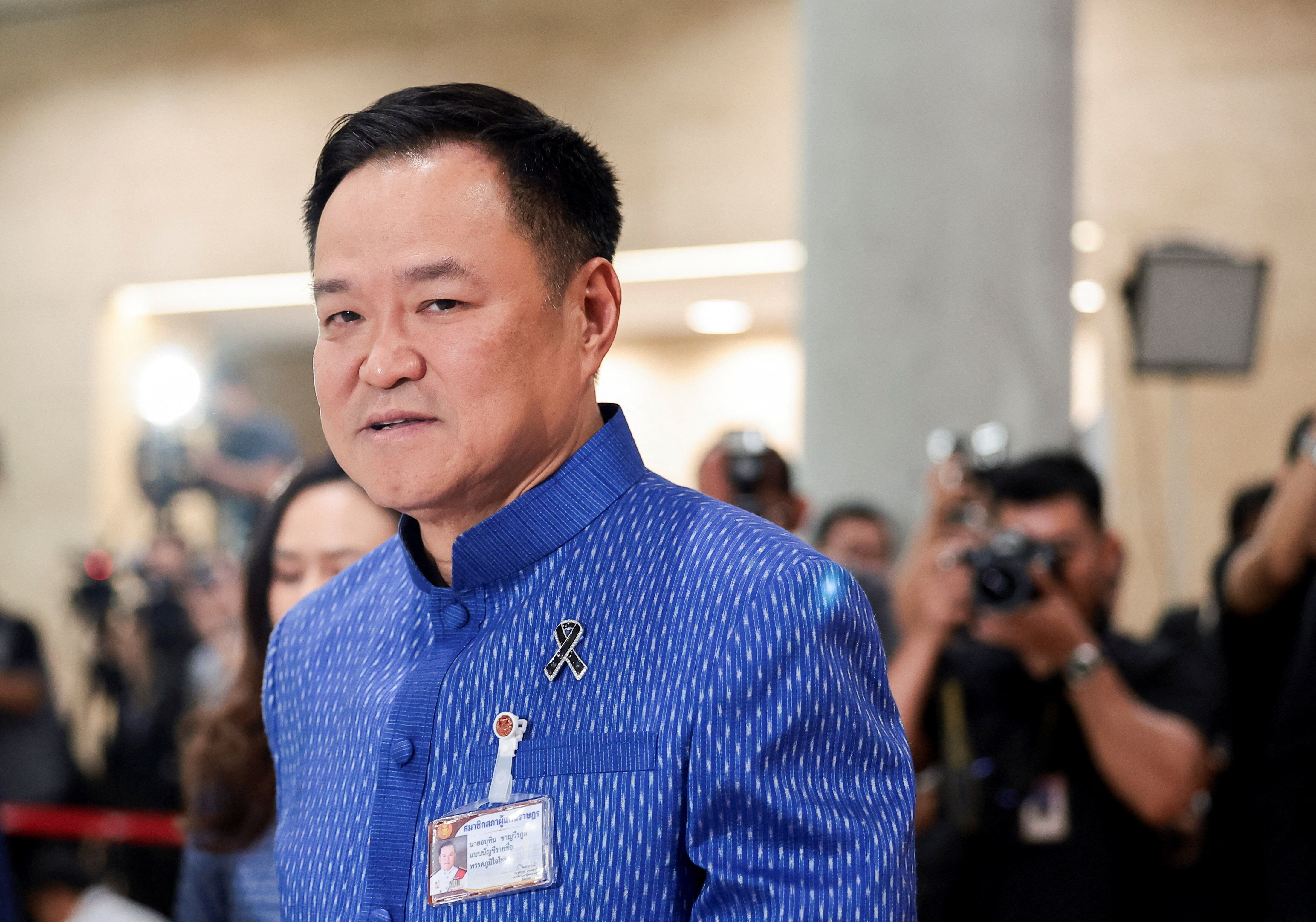▲▼泰國國會19日進行總理選舉，現任總理阿努廷獲得過半選票確定當選。（圖／路透）