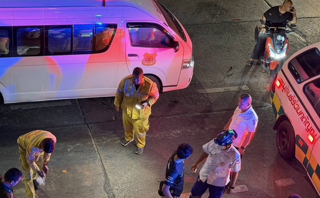 8671448 ▲▼情侶摔車倒地!下秒遭計程車「卷車輪底」爆頭輾斃(圖/翻攝自khaosod)