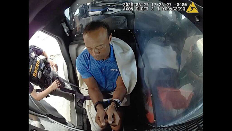 8686367-1 老虎伍茲車禍遭搜出藥丸!「上銬逮捕畫面」曝光 他驚吐:剛和總統通話