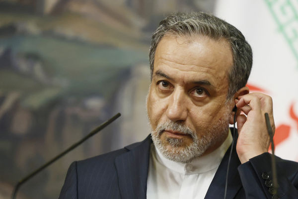d8191342-2 ▲▼伊朗外交部副部長、首席談判代表阿拉奇(Abbas Araghchi)。(圖/達志影像/美聯社)