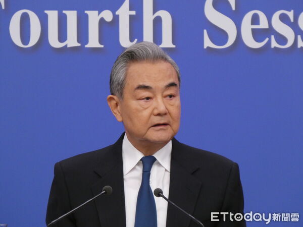 d8649446 ▲▼2026兩會,大陸外長王毅出席外長記者會。(圖/記者陳冠宇攝)