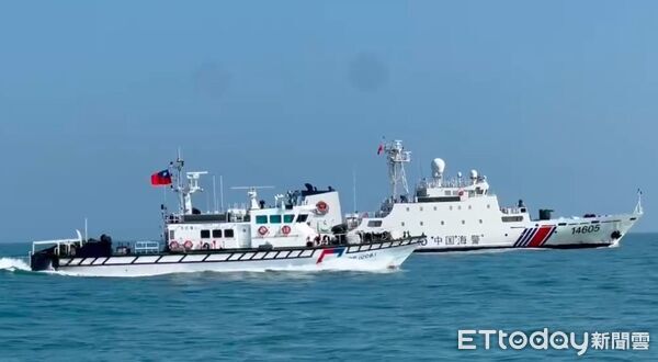 d8662711-1 ▲17日下午4艘中國海警船闖我金門禁限制水域,台灣海巡人員廣播驅離 。(圖/記者張君豪翻攝)