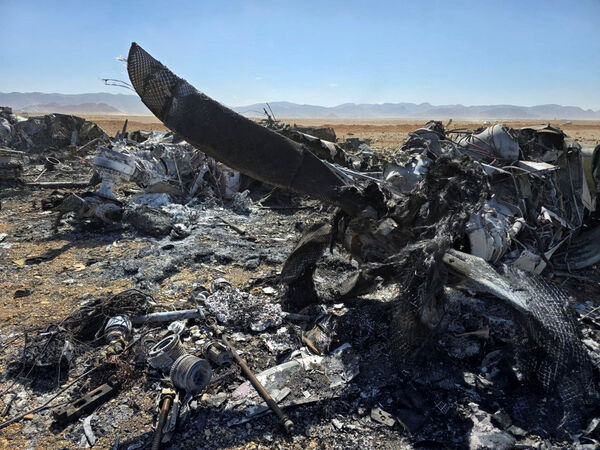 d8688421-1 ▲▼伊朗中部伊斯法罕省(Esfahan)發現美軍炸毀的美軍飛機與直升機殘骸。(圖/路透)