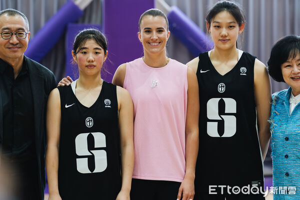 ▲WNBA女神射約內斯庫，連續兩年造訪中國並選出2位專屬門徒。（圖／記者杜奕君攝）