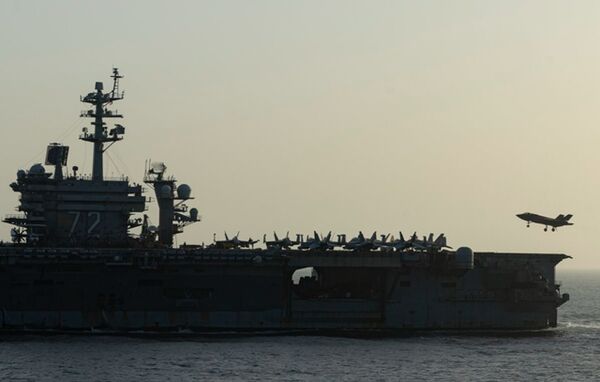 ▲▼美國中央司令部（CENTCOM）宣布美軍航空母艦林肯號（USS Abraham Lincoln）正在阿拉伯海執行封鎖任務。（圖／翻攝X@CENTCOM）