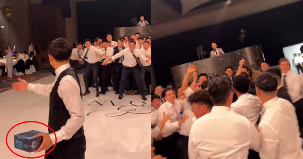d8690131 婚禮現場改丟寶可夢卡牌禮盒,大批男賓紛紛撲上前搶奪。(圖/翻攝自IG/chubfk_)