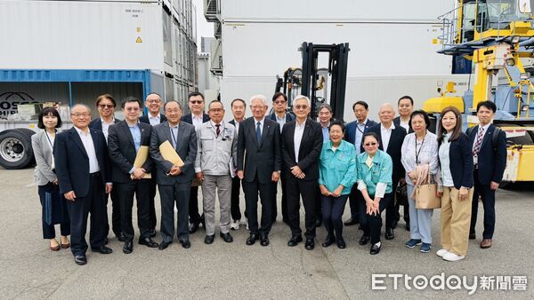 ▲六甲工程設計株式會社社長大牟田守(前排左四)與IEAT日本經貿考察團合影。（圖／IEAT提供）