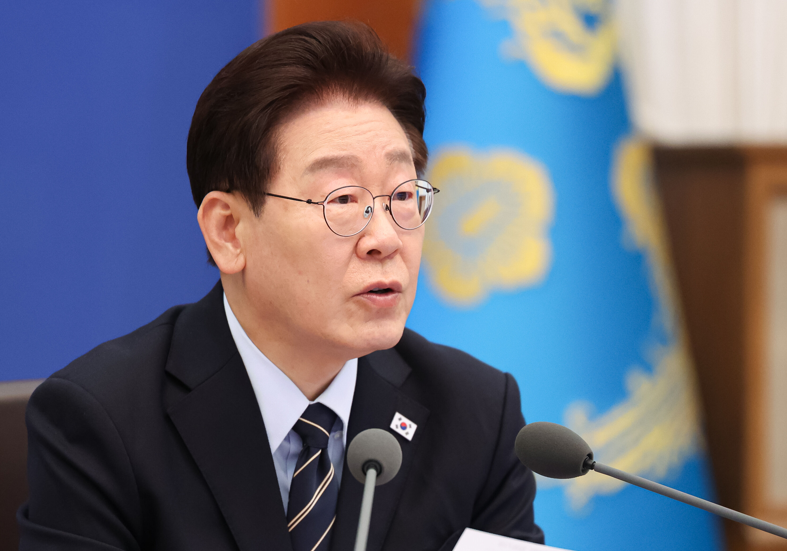 8750410 ▲▼南韓總統李在明20日在青瓦台主持國務會議。(圖/達志影像)