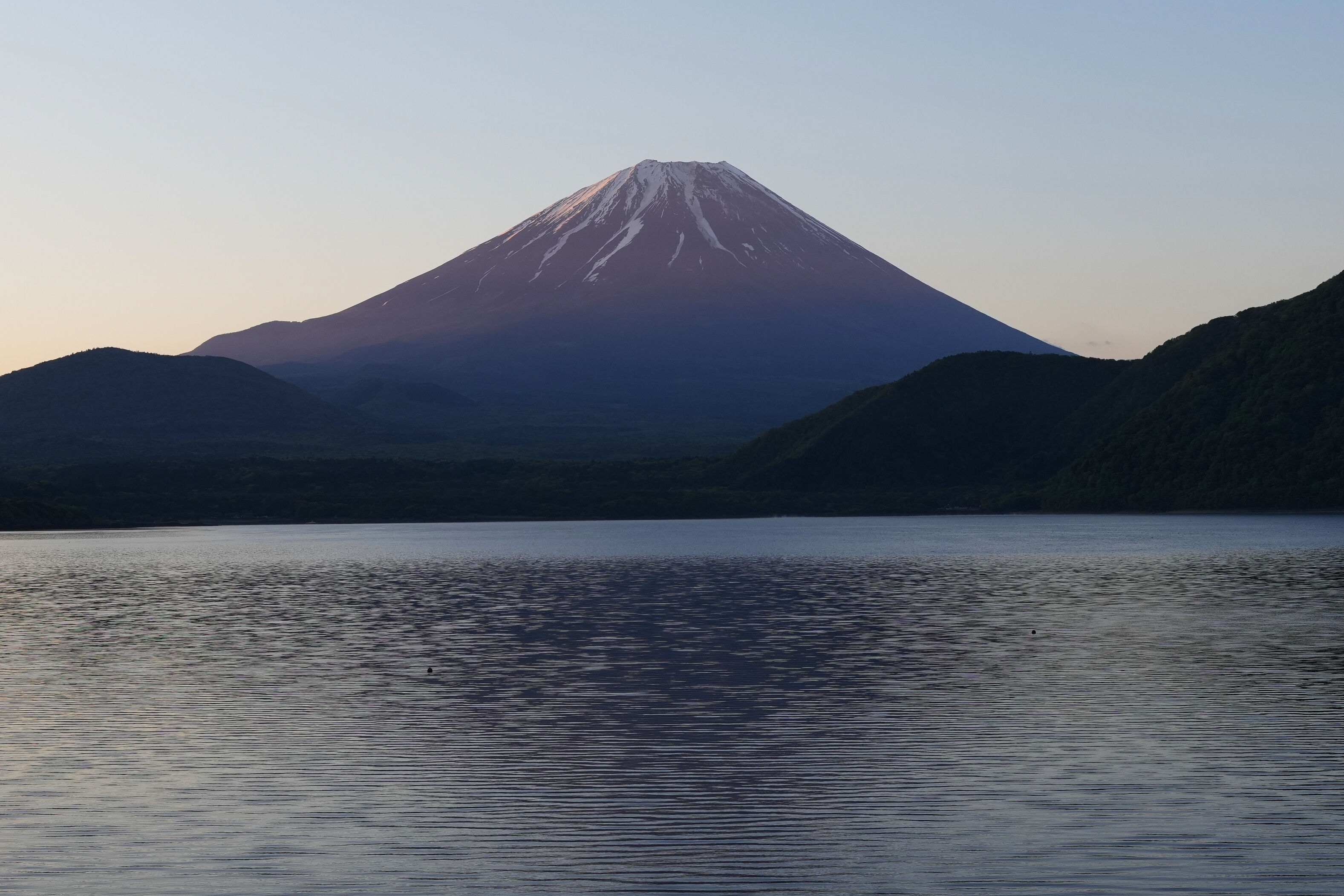 ▲▼火山專家示警，富士山未來隨時有可能噴發。（圖／達志影像／美聯社）
