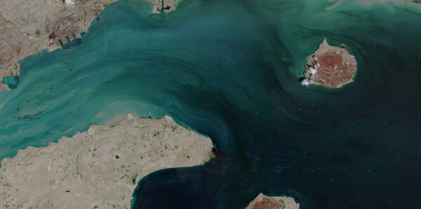 ▲▼荷莫茲海峽（Strait of Hormuz）。（圖／路透）