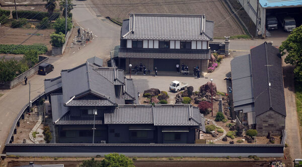 d8746168-1 ▲▼日本栃木縣上三川町「16歲少年強盜殺人集團」。69歲婦人富山英子在屋內遭持刀攻擊,胸口等處被刺後死亡。(圖/達志影像/美聯社)
